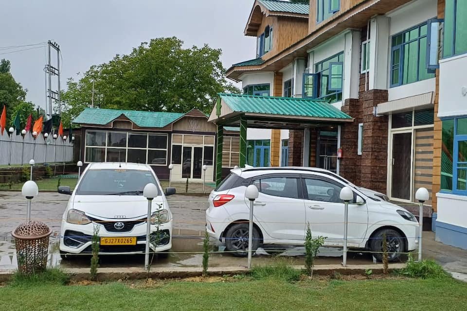 Hotel Hayat Residency Pahalgam photo 3